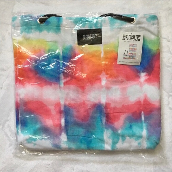 PINK Victoria's Secret Handbags - HP🎉🎉NWT Pink VS Packable Towel Tote,